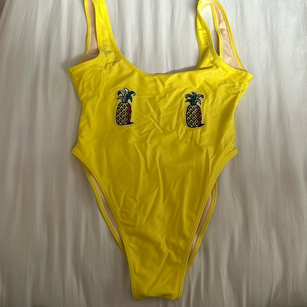 PINEAPPLE ONE PIECE SWIMSUIT